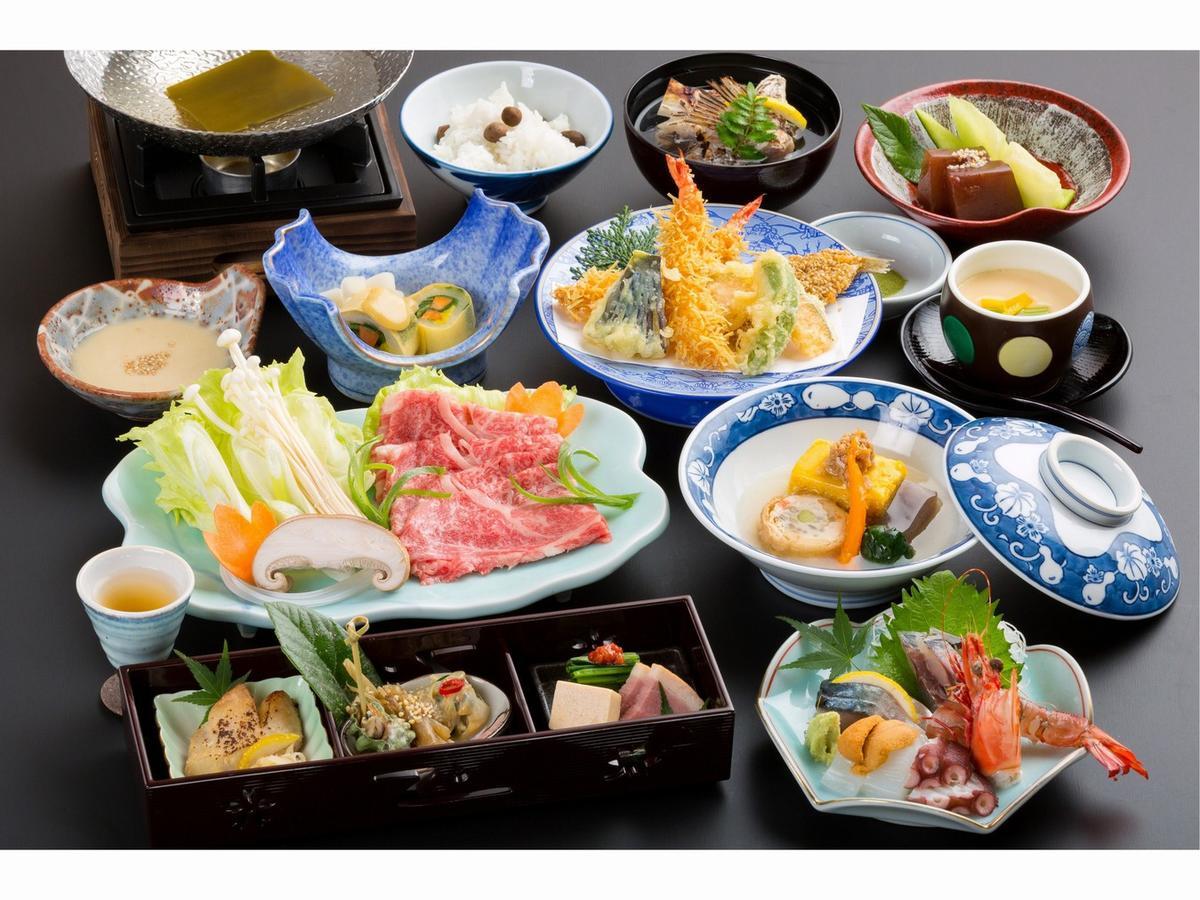 Matsuura Hotel Saiki Екстериор снимка
