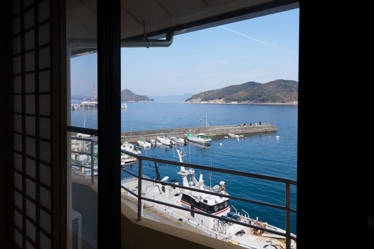 Matsuura Hotel Saiki Екстериор снимка